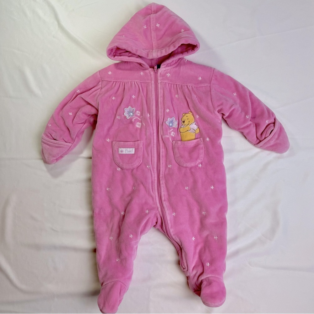 Disney Vintage Winnie The Pooh Baby Embroidered Snowsuit Y2K Size 6-9 Months